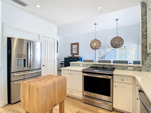 8400 MANASOTA KEY ROAD, Englewood, FL 34223