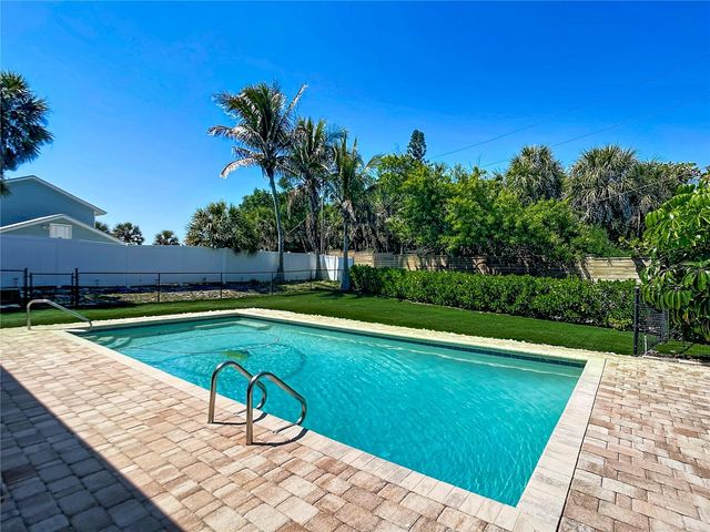 8400 MANASOTA KEY ROAD, Englewood, FL 34223