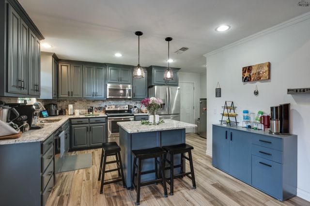 303 CHRIS DRIVE, Wichita Falls, TX 76308