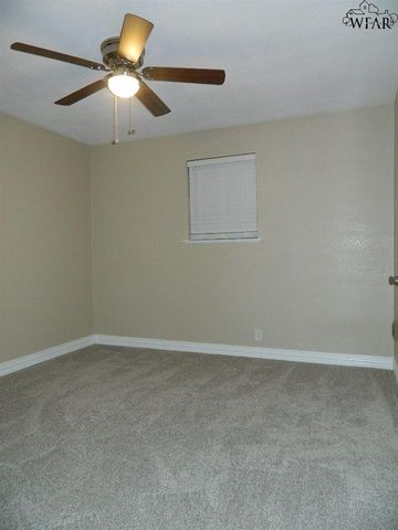 303 CHRIS DRIVE, Wichita Falls, TX 76308