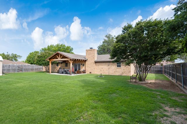 303 CHRIS DRIVE, Wichita Falls, TX 76308