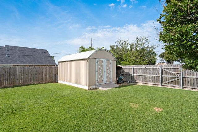 303 CHRIS DRIVE, Wichita Falls, TX 76308
