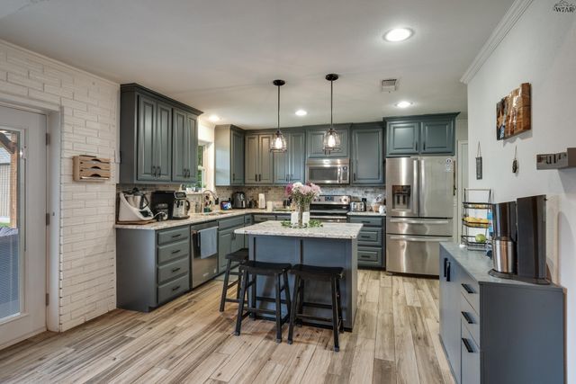 303 CHRIS DRIVE, Wichita Falls, TX 76308