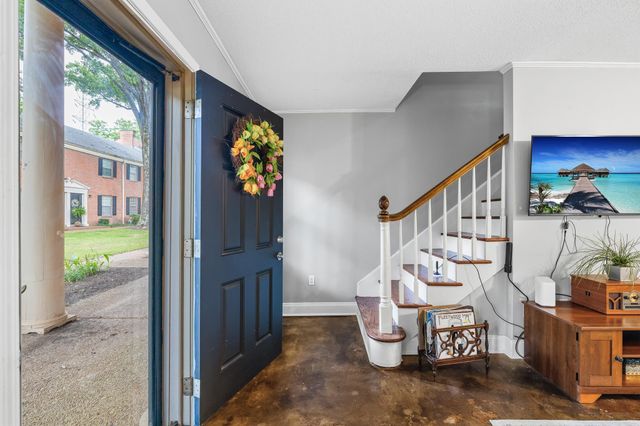 5720 Quince Rd Apt 4, Memphis, TN 38119
