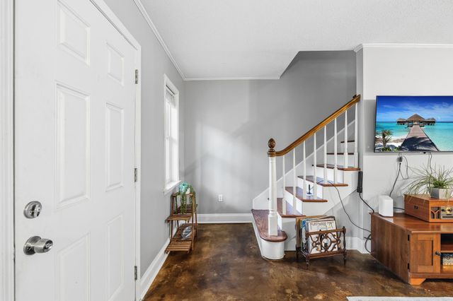 5720 Quince Rd Apt 4, Memphis, TN 38119