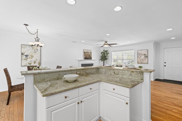1099 Farmington Road, Charleston, SC 29412