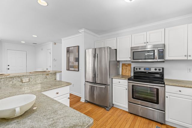 1099 Farmington Road, Charleston, SC 29412