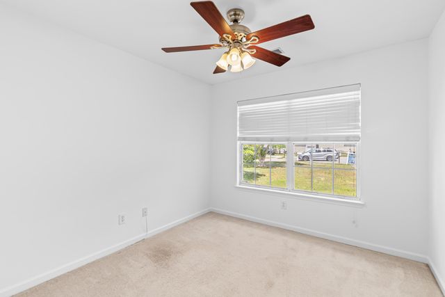 1099 Farmington Road, Charleston, SC 29412
