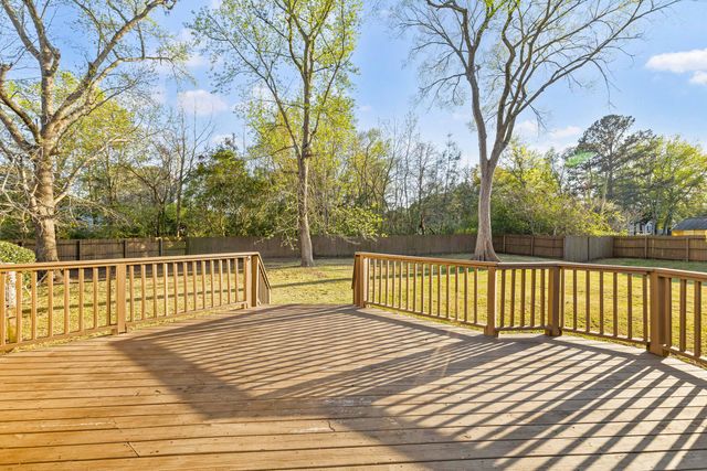 1099 Farmington Road, Charleston, SC 29412