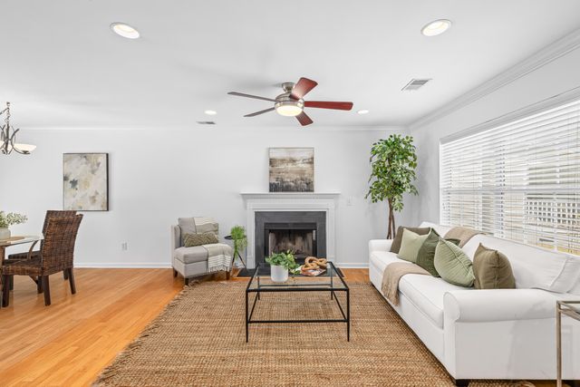 1099 Farmington Road, Charleston, SC 29412