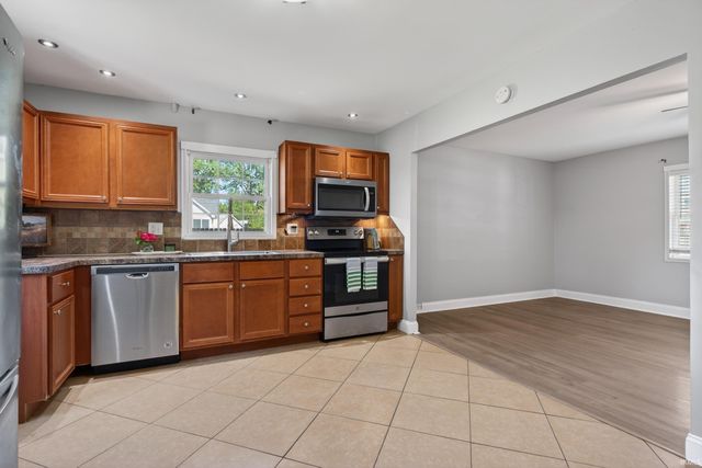 1926 Ravenswood Drive, Evansville, IN 47714