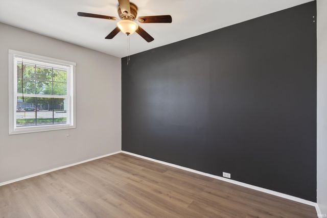 1926 Ravenswood Drive, Evansville, IN 47714