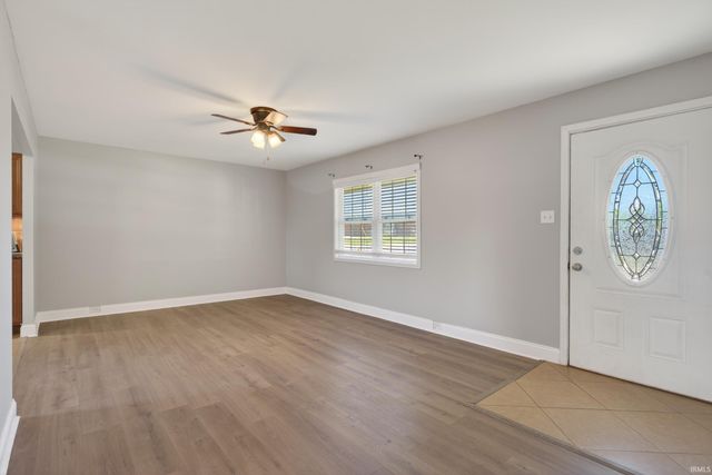 1926 Ravenswood Drive, Evansville, IN 47714