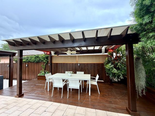 2517 SW 148th Ct, Miami, FL 33185