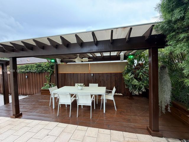 2517 SW 148th Ct, Miami, FL 33185