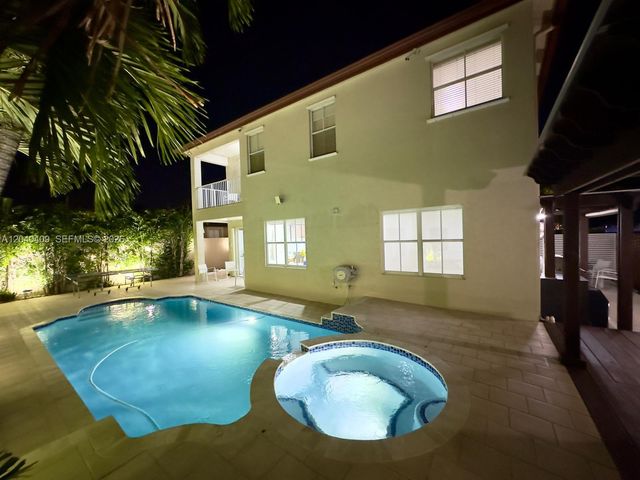 2517 SW 148th Ct, Miami, FL 33185