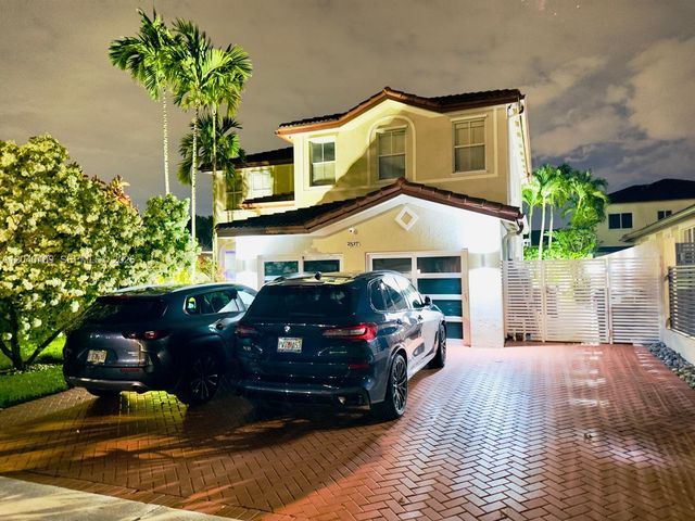 2517 SW 148th Ct, Miami, FL 33185