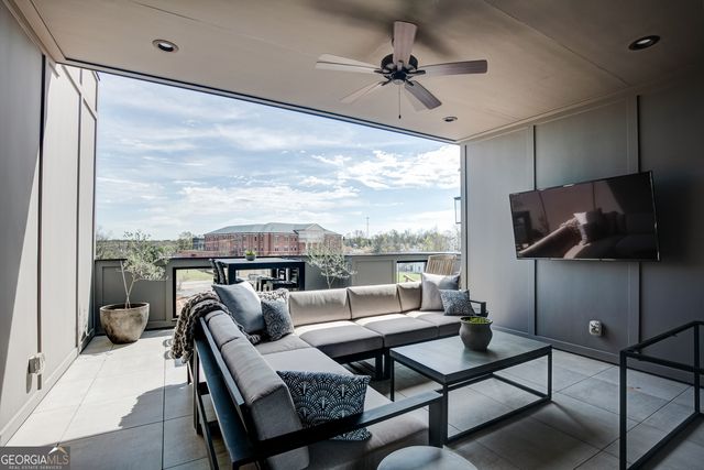 14 Newnan Views Circle, Newnan, GA 30263