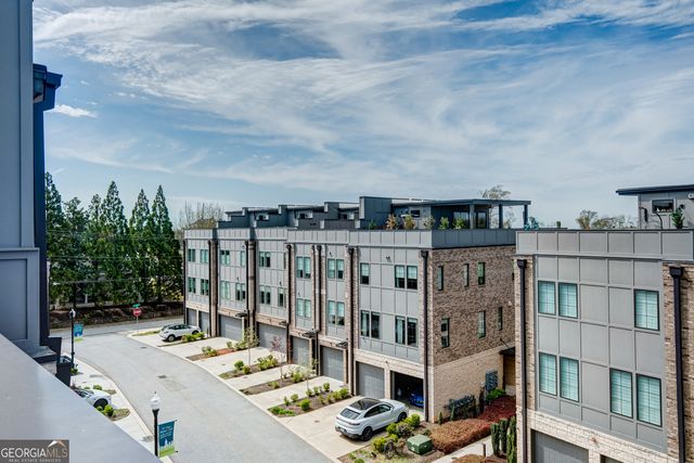 14 Newnan Views Circle, Newnan, GA 30263