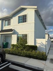 1020 NW 5th Terrace, Florida City, FL 33034
