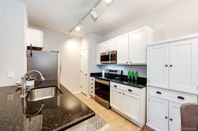 19303 E College Drive 201, Aurora, CO 80013