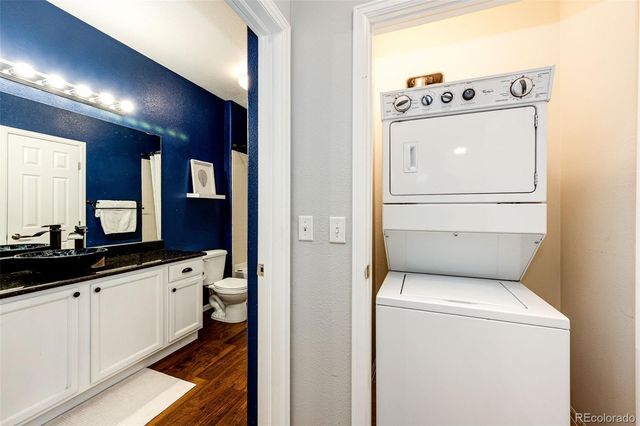 19303 E College Drive 201, Aurora, CO 80013