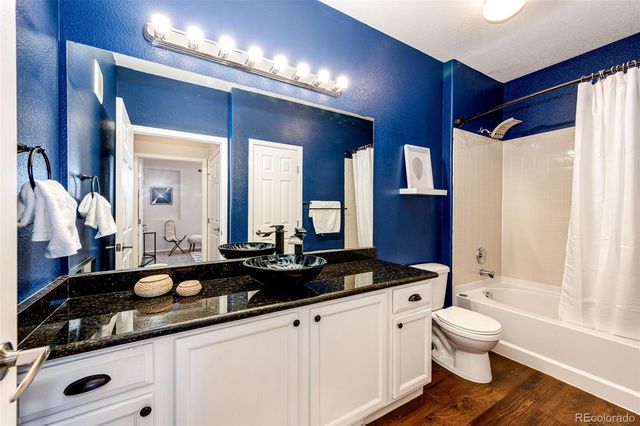 19303 E College Drive 201, Aurora, CO 80013