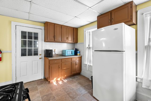 611 Hoek Alley, Kalamazoo City, MI 49001