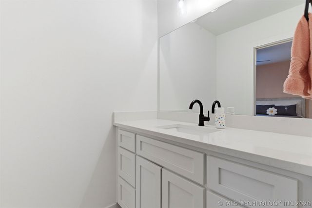 6645 E 128th Street S, Bixby, OK 74008