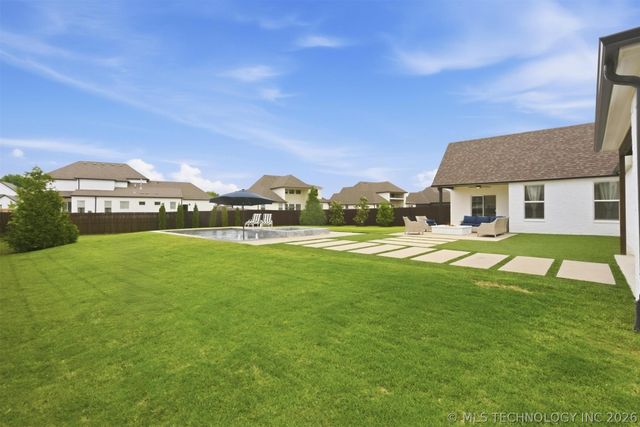 6645 E 128th Street S, Bixby, OK 74008