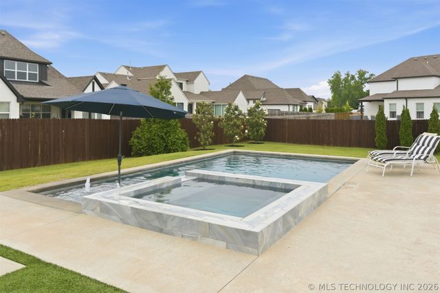 6645 E 128th Street S, Bixby, OK 74008