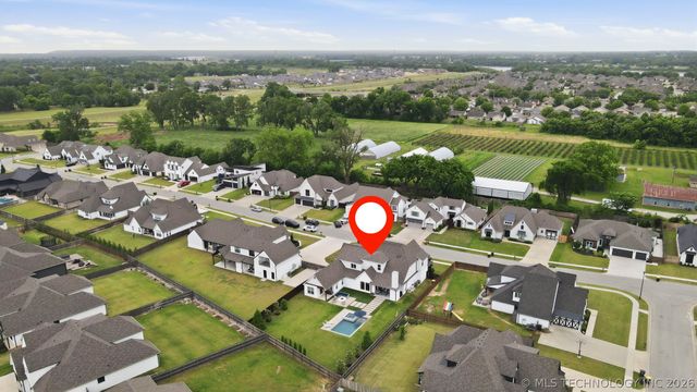 6645 E 128th Street S, Bixby, OK 74008