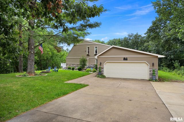 20513 N DEER BLUFFS Drive, Chillicothe, IL 61523