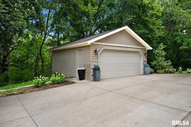 20513 N DEER BLUFFS Drive, Chillicothe, IL 61523