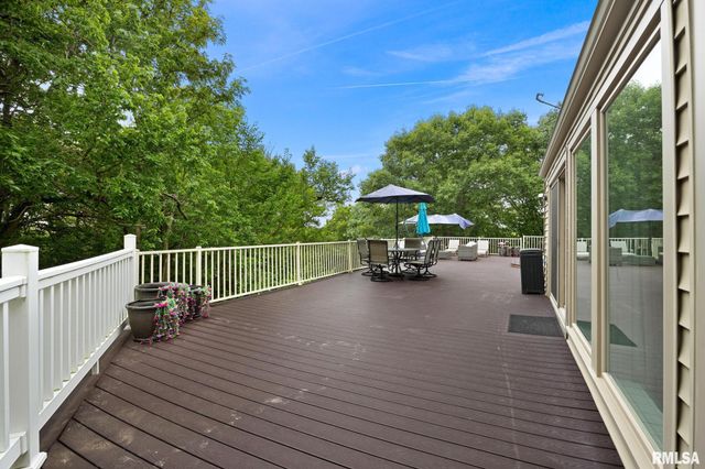 20513 N DEER BLUFFS Drive, Chillicothe, IL 61523