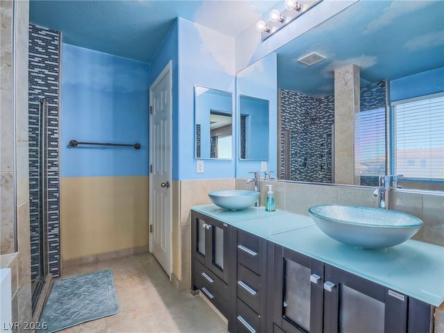 1040 Water Cove Street, Henderson, NV 89011