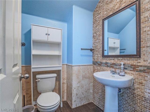 1040 Water Cove Street, Henderson, NV 89011