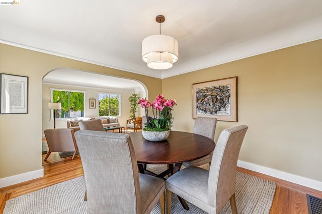 1059 Talbot Ave, Albany, CA 94706