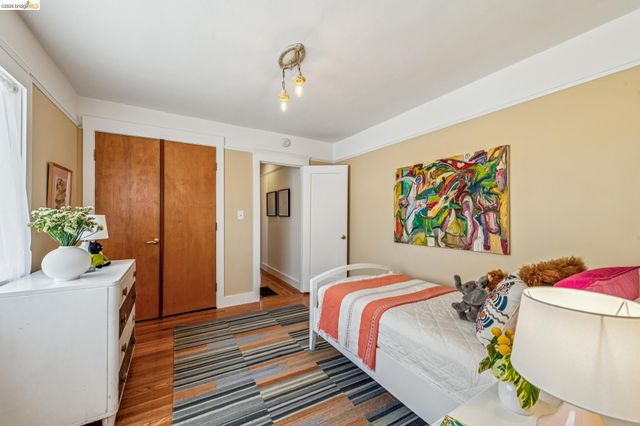 1059 Talbot Ave, Albany, CA 94706