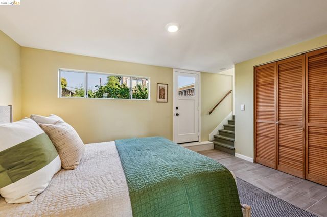 1059 Talbot Ave, Albany, CA 94706