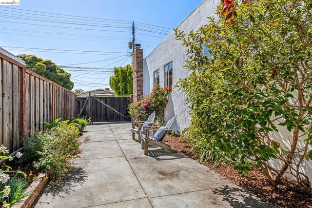 1059 Talbot Ave, Albany, CA 94706