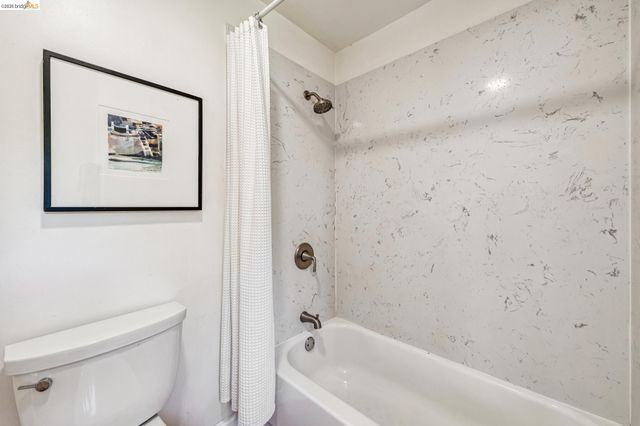 1059 Talbot Ave, Albany, CA 94706