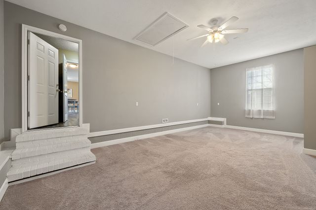 351 Creek Ln, Mcminnville, TN 37110