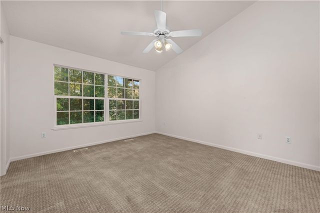 9097 Fern Cove E, Olmsted Falls, OH 44138