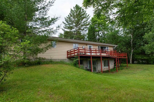 266 County Rd EE, Oxford, WI 53952