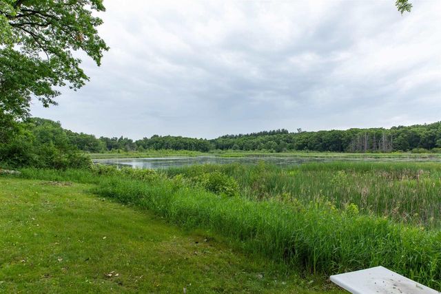 266 County Rd EE, Oxford, WI 53952