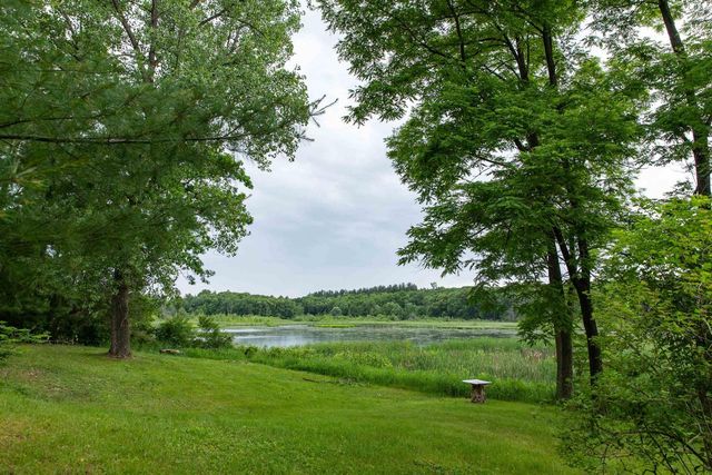 266 County Rd EE, Oxford, WI 53952