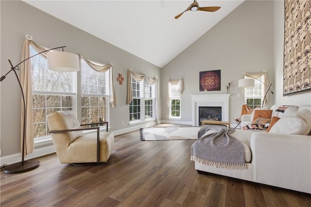 103 Woodcrest Pl, Peters Twp, PA 15367