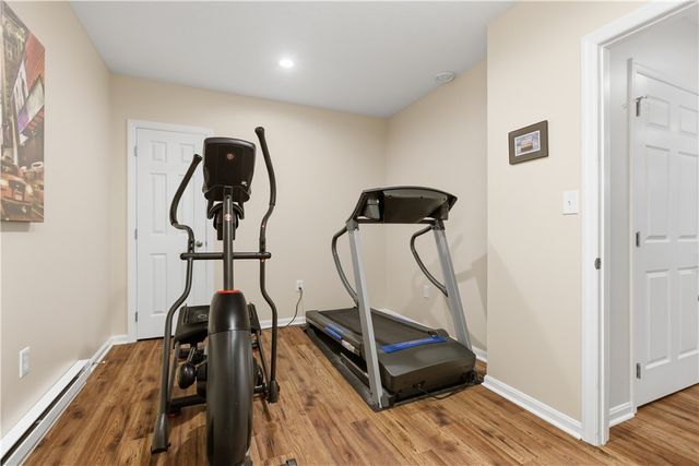 103 Woodcrest Pl, Peters Twp, PA 15367