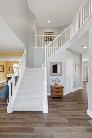 103 Woodcrest Pl, Peters Twp, PA 15367